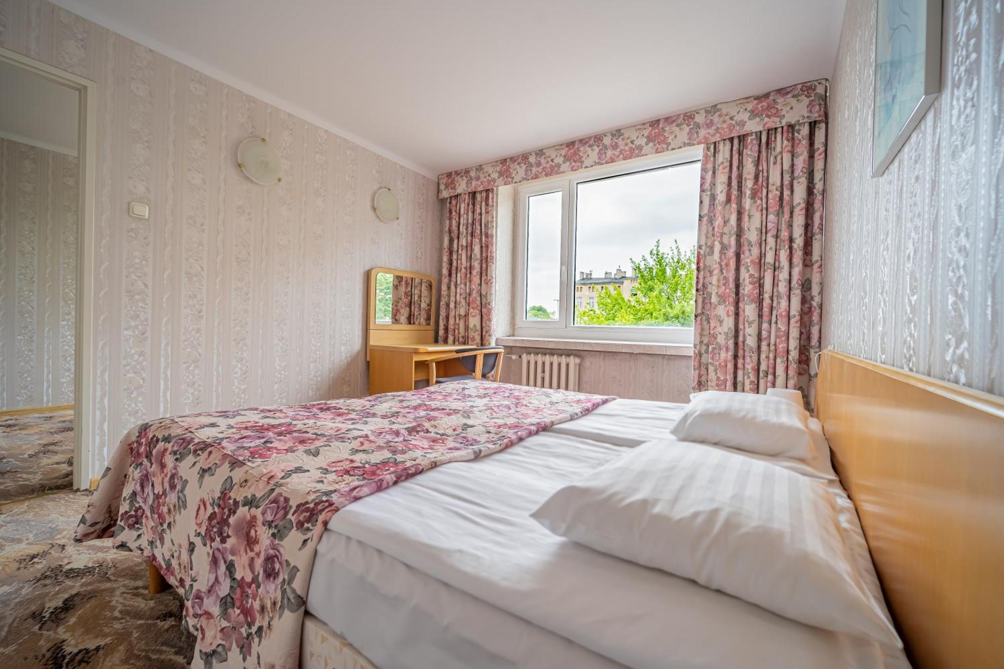 Hotel Mazowiecki Lodz 외부 사진