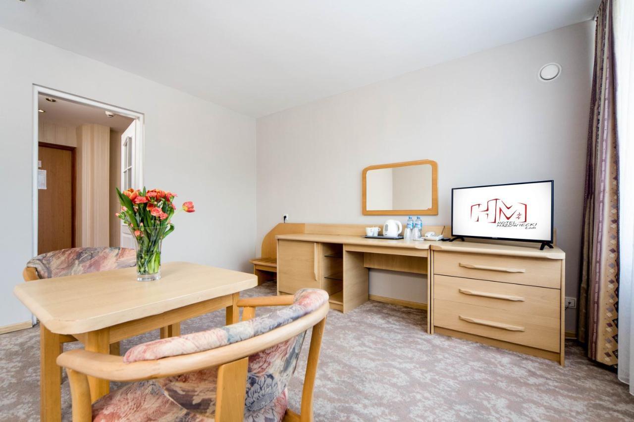 Hotel Mazowiecki Lodz 외부 사진